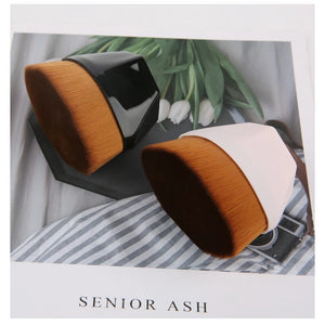 Preferred Beauty Tools | Compassionate Kabuki Foundation Brush (PINK)